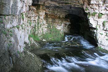 Cueva del Nacimiento del Río Mundo